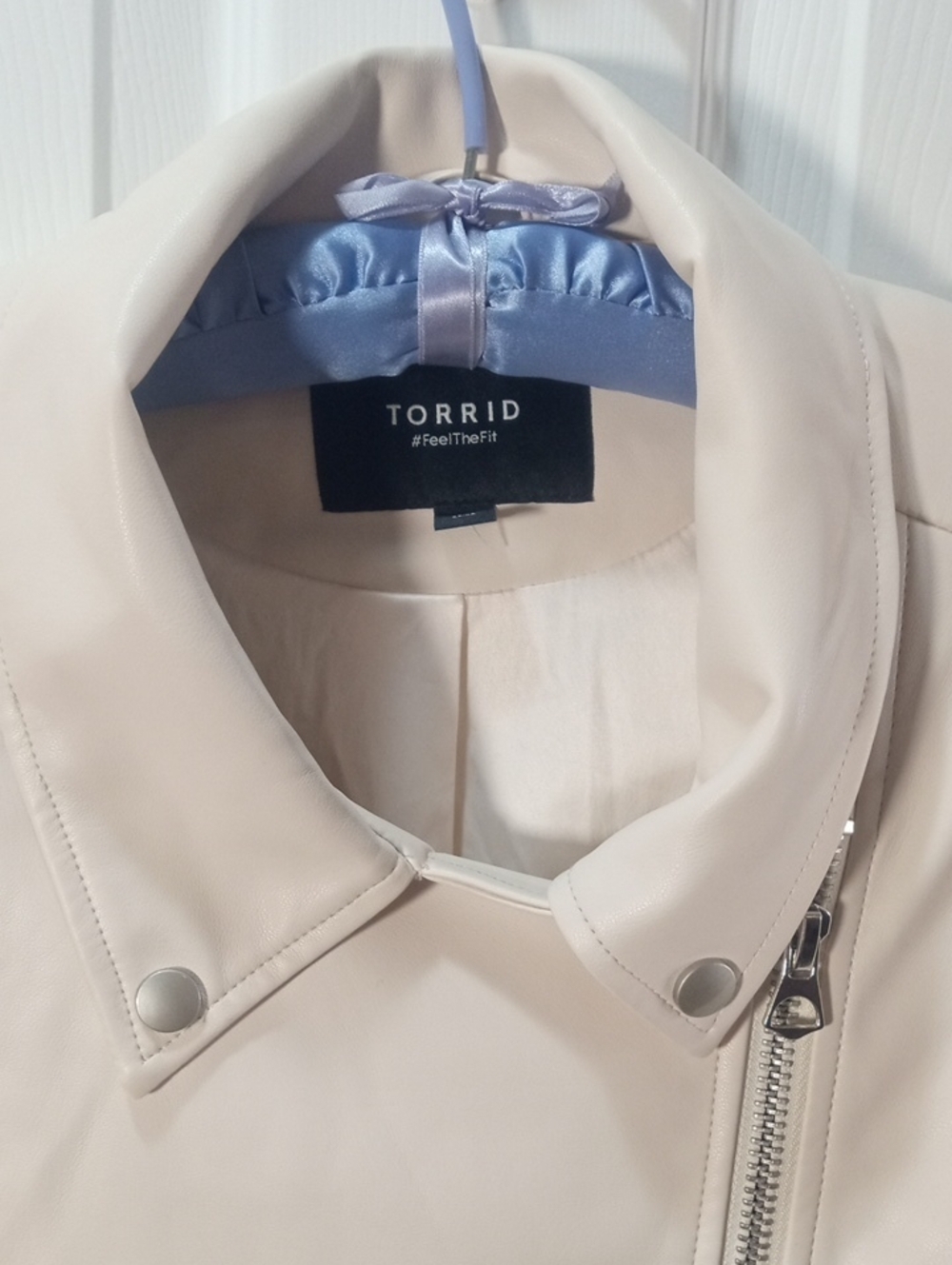 TORRID FAUX LEATHER MOTO JACKET - Picture 3 of 6